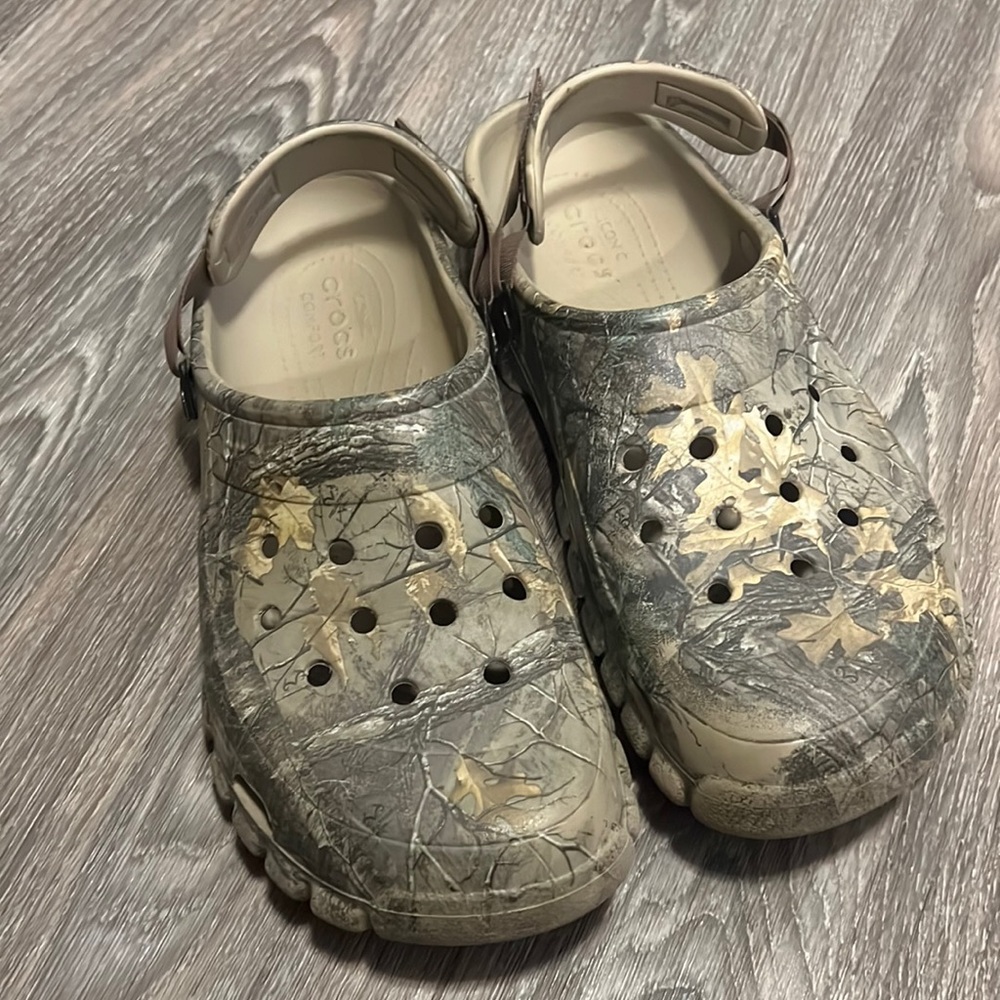 Mens Camo Crocs